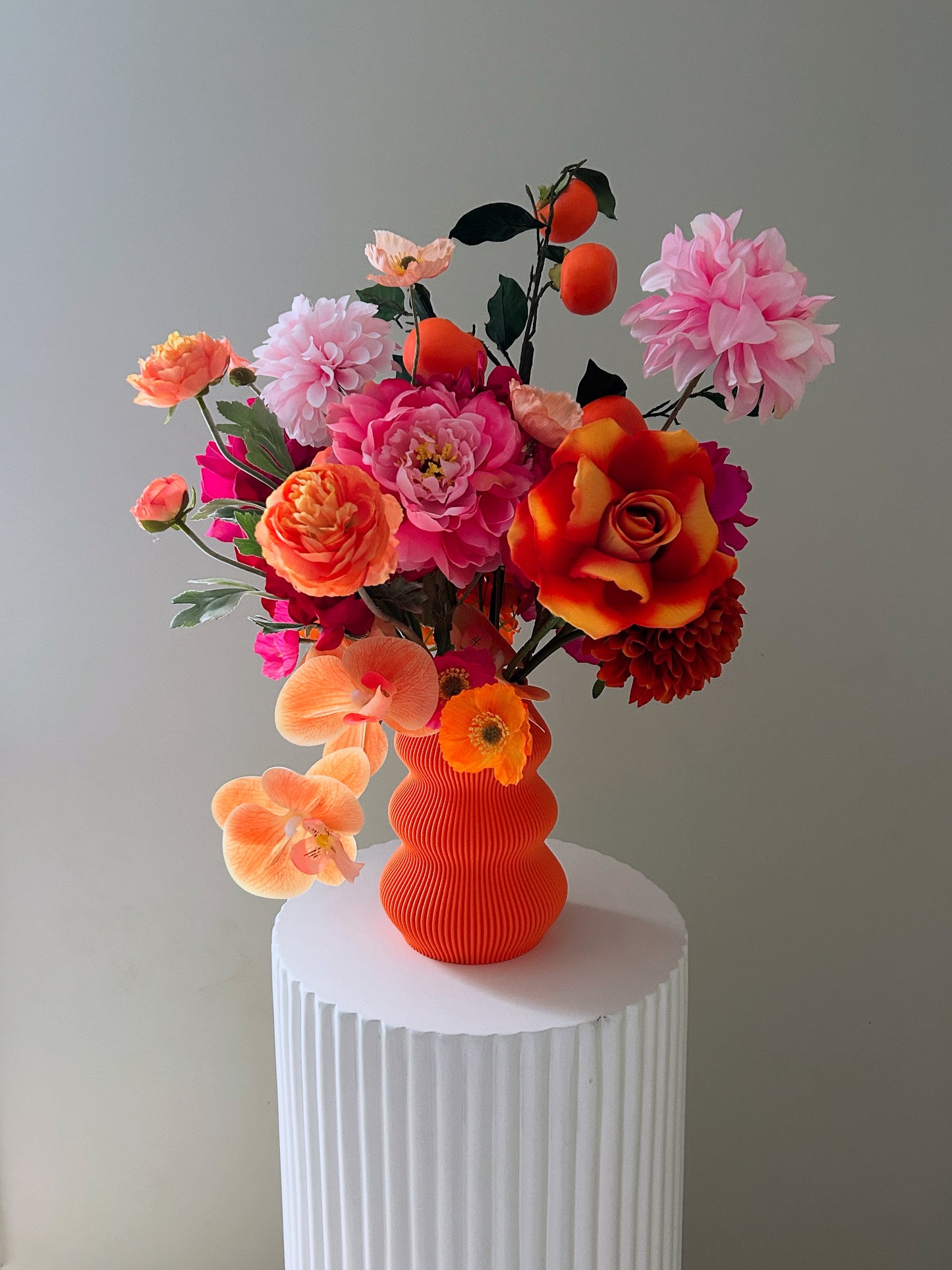 Luxe Faux Floral Arrangement & 3D Printed Vase- 360 Degree